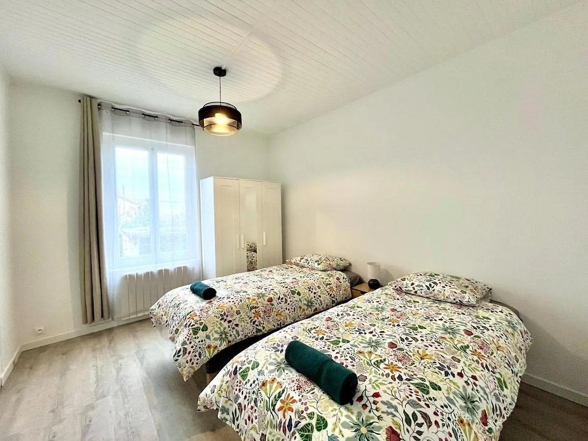 Holiday home Maison De Ville Renovee A 15 Min De Lyon Pierre-Benite